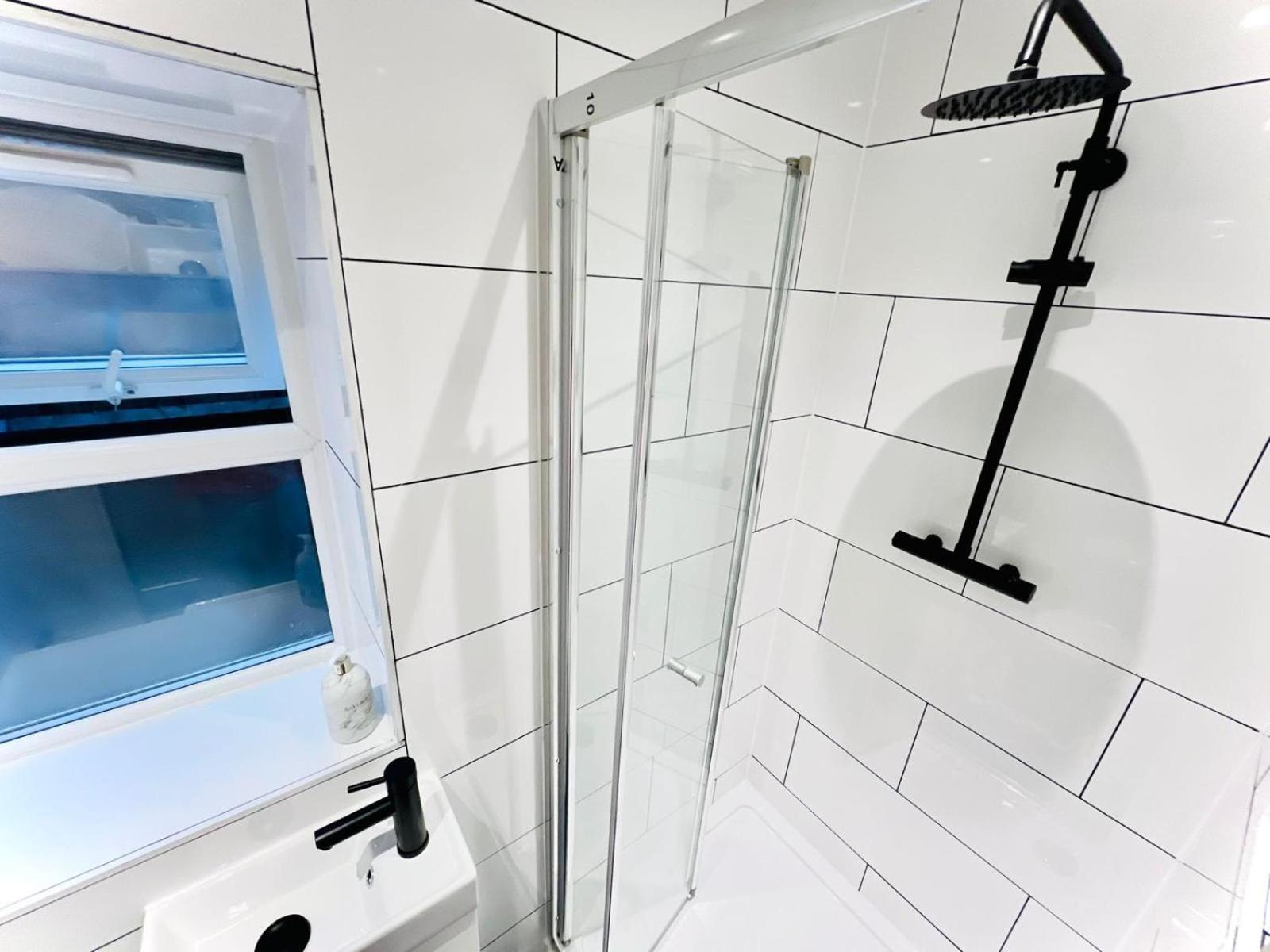 London 61 Central Studio, Ideal For Tourists High Recommend!!! Luaran gambar